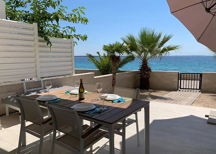 Garden * מאנדרה